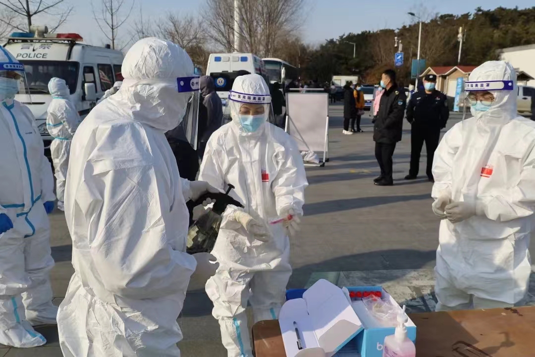 青岛西海岸新区滨海街道计生服务中心履职尽责参与疫情防控