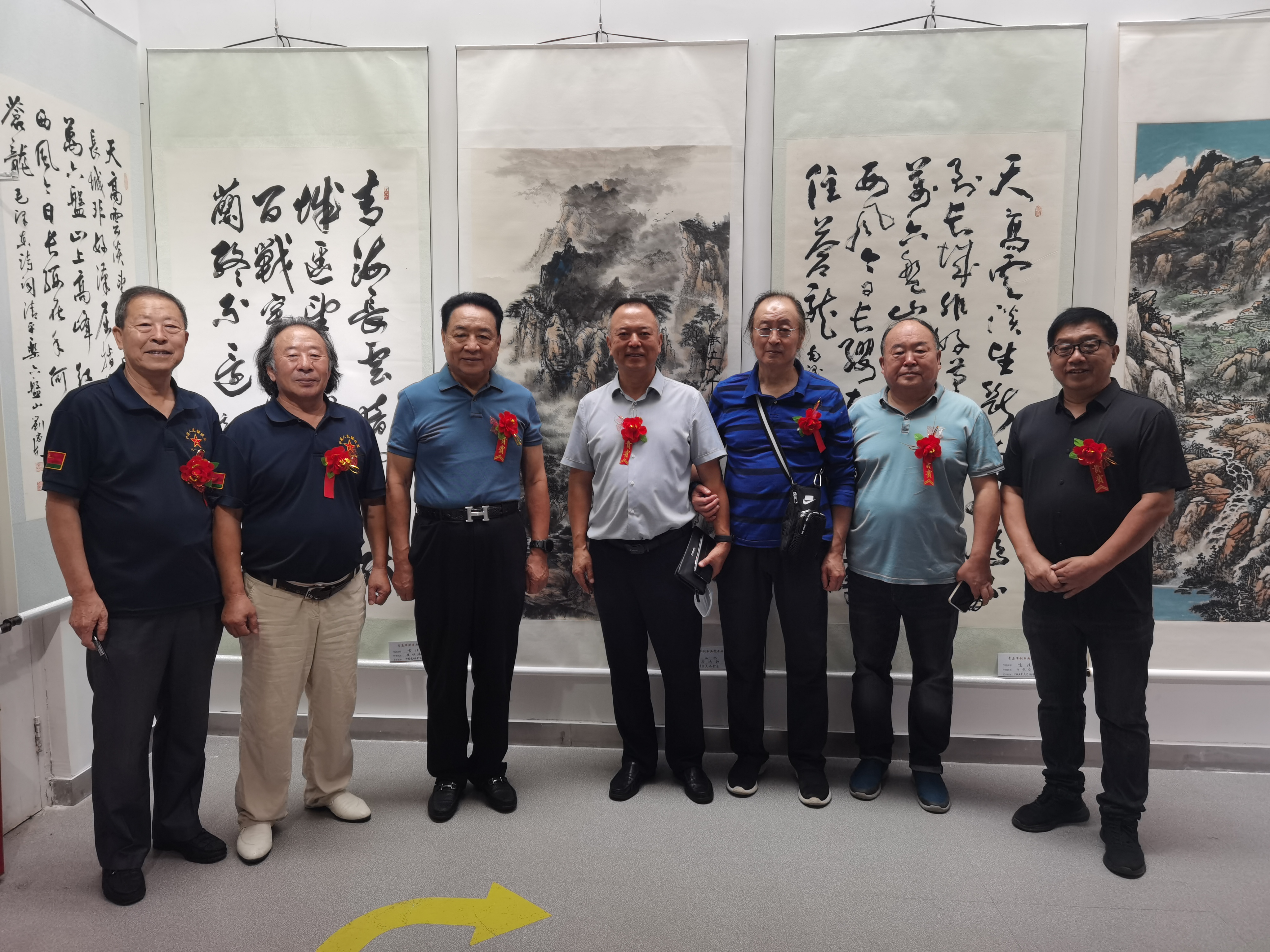“喜迎二十大，坚定跟党走”主题书画展在崂山美术馆隆重举行