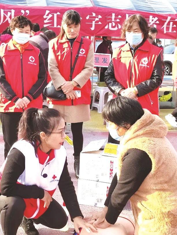 曹建林：志愿服务让人生更多彩