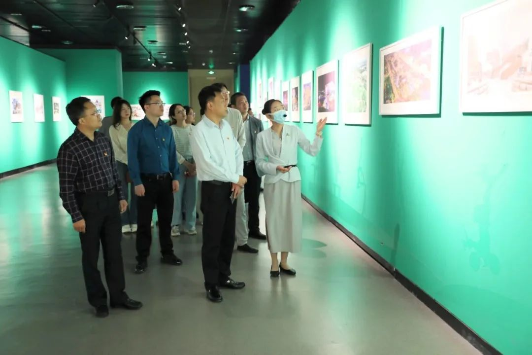 江苏银宝集团机关第一党支部开展主题党日活动